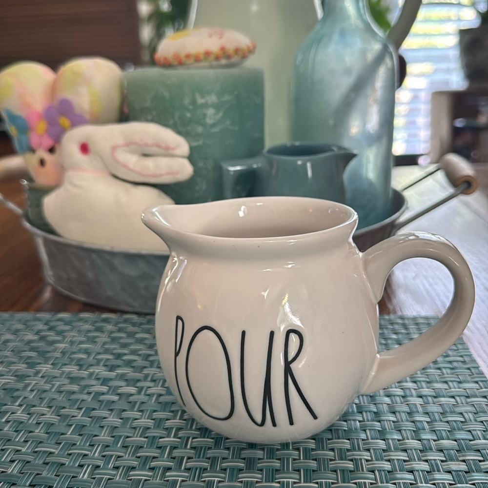 New Never Used Rae Dunn POUR Creamer Pitcher